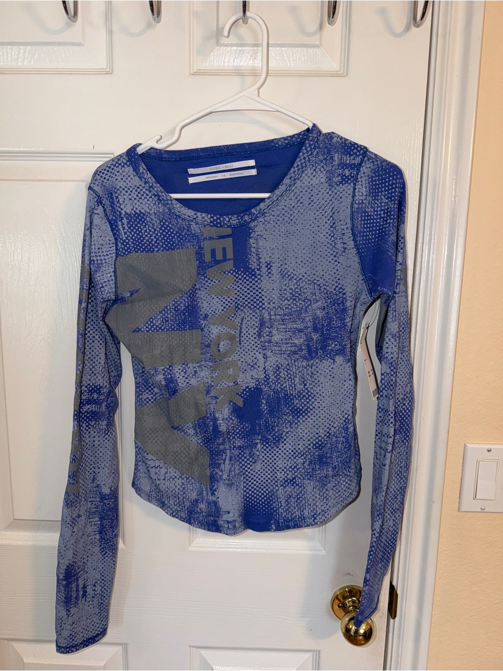 silence + noise Blue Graphic Long Sleeve Top- NWT